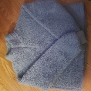 "Love tree"  100 % polyester shrug